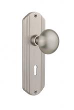 Nostalgic Warehouse 705359 - Nostalgic Warehouse Deco Plate with Keyhole Passage New York Door Knob in Satin Nickel