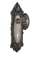 Nostalgic Warehouse 713049 - Nostalgic Warehouse Victorian Plate with Keyhole Passage Victorian Door Knob in Antique Pewter